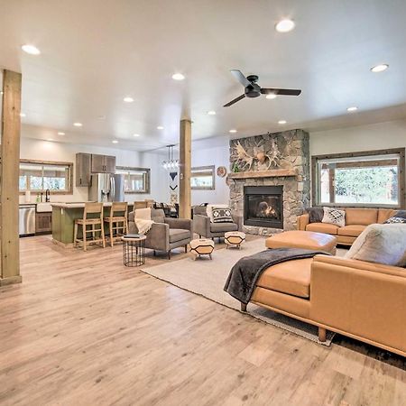 Contemporary Cabin With Game Room And Fire Pit Island Park Ngoại thất bức ảnh