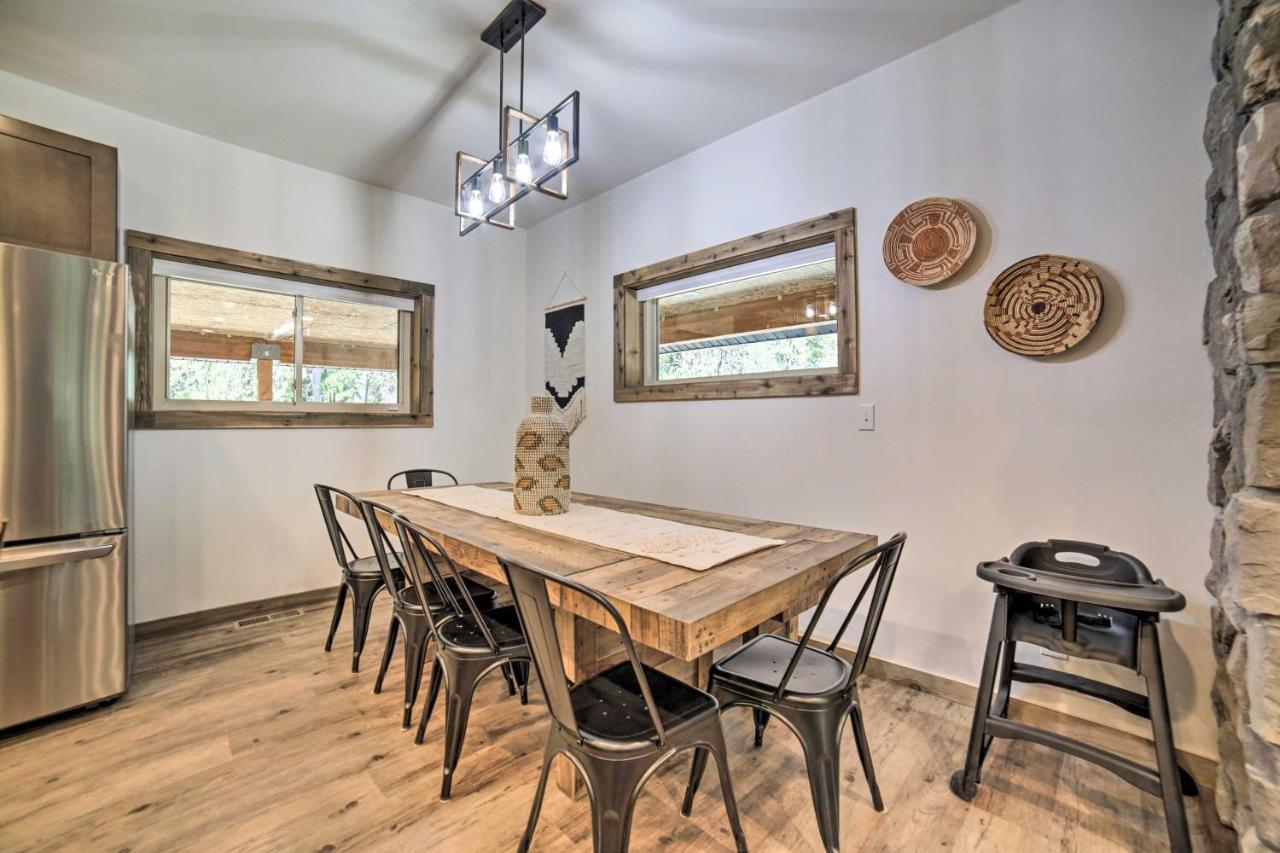 Contemporary Cabin With Game Room And Fire Pit Island Park Ngoại thất bức ảnh